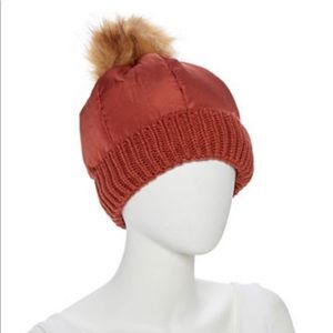 Stylus Puffer Pom Women Beanie